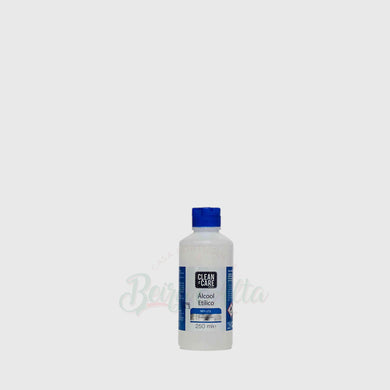 Álcool Etílico Água Oxigenada E Desinfetantes
